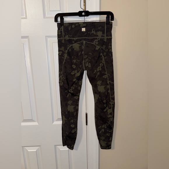 Vuori stride Leggings - Picture 3 of 4